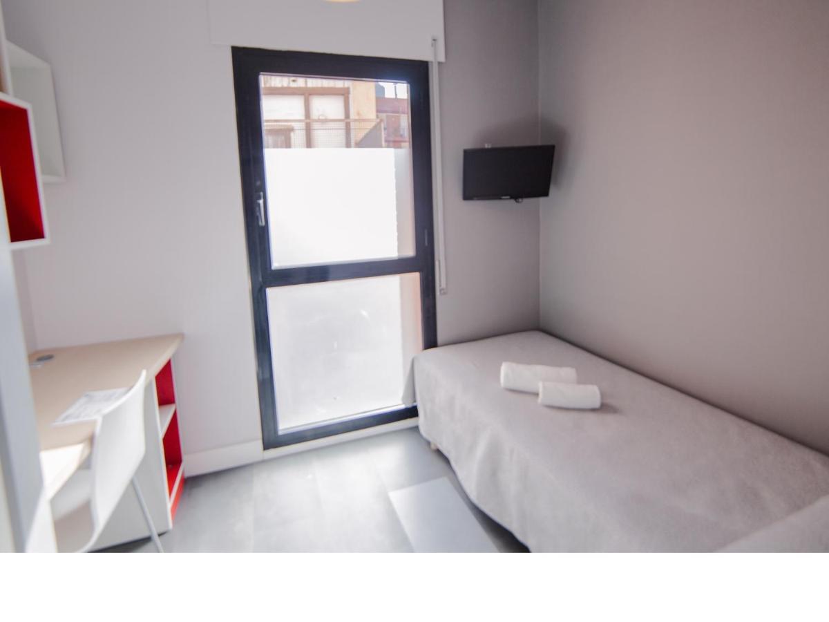Residencia Universitaria Tagaste Barcelona Habitación foto